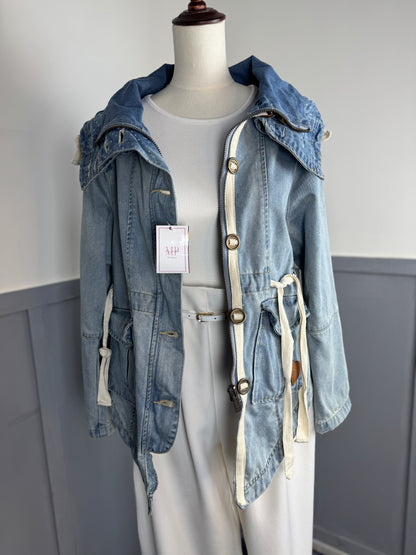 Jeans jacket (small)